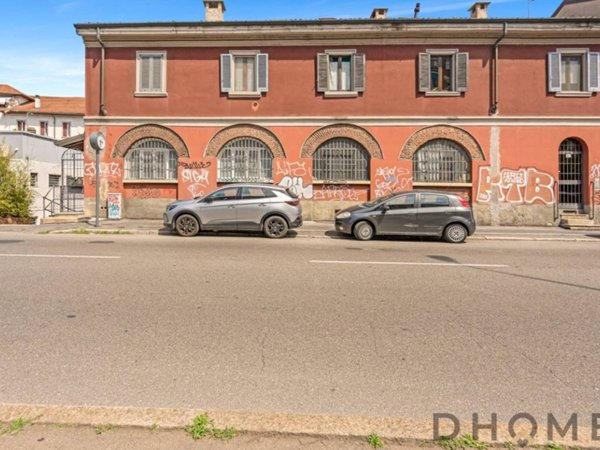 appartamento in vendita a Milano in zona Chiesa Rossa