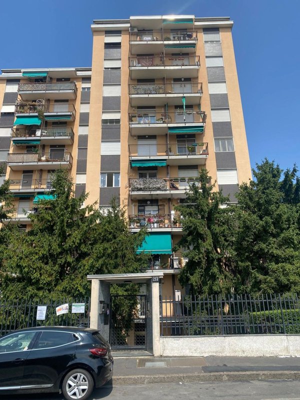 appartamento in vendita a Milano in zona Crescenzago
