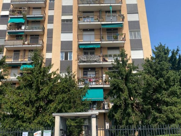 appartamento in vendita a Milano in zona Crescenzago