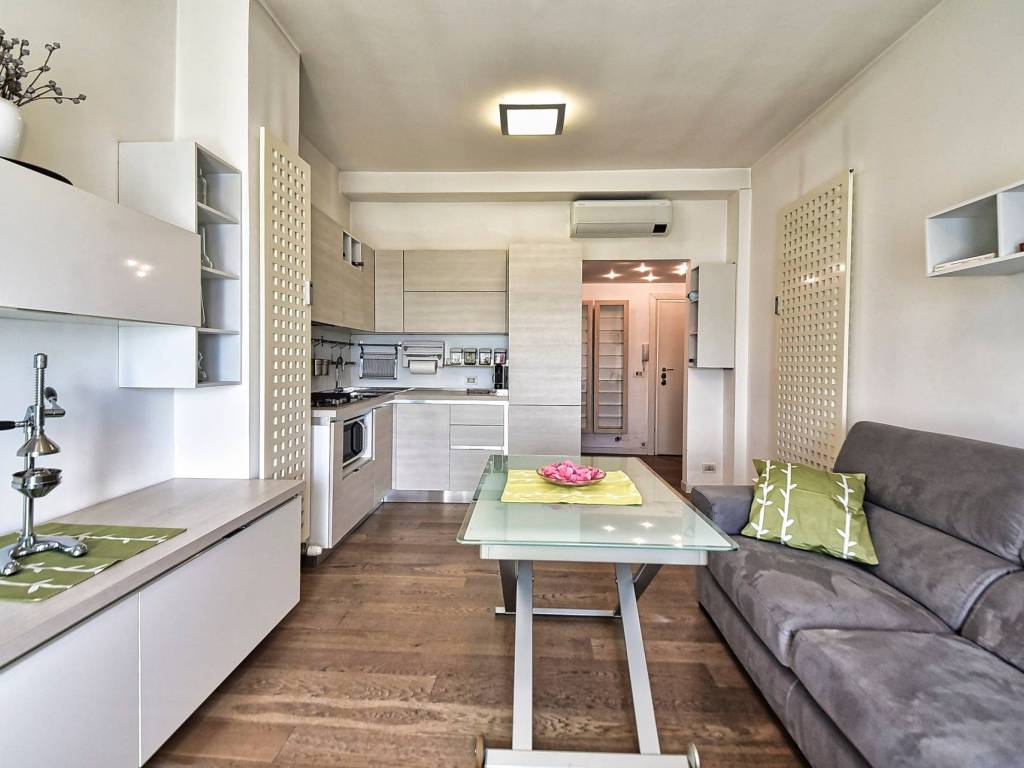 appartamento in vendita a Milano in zona Isola