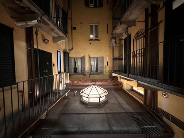 appartamento in vendita a Milano in zona Porta Ticinese