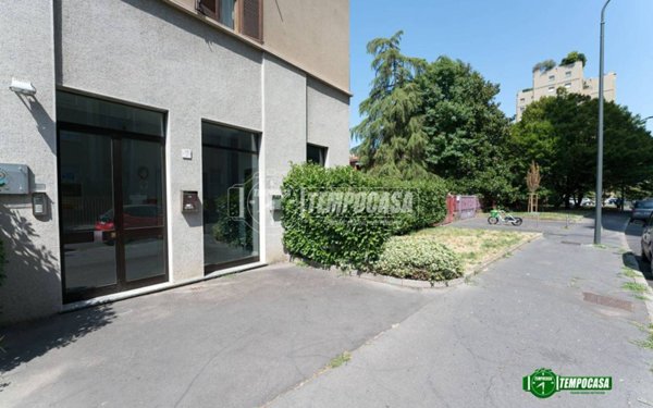 ufficio in vendita a Milano in zona Niguarda