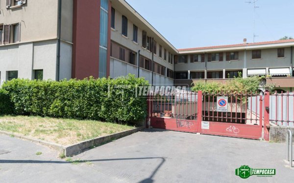 ufficio in vendita a Milano in zona Niguarda