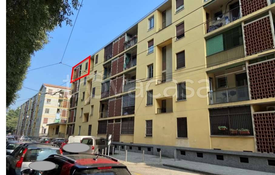 appartamento in vendita a Milano in zona Corvetto