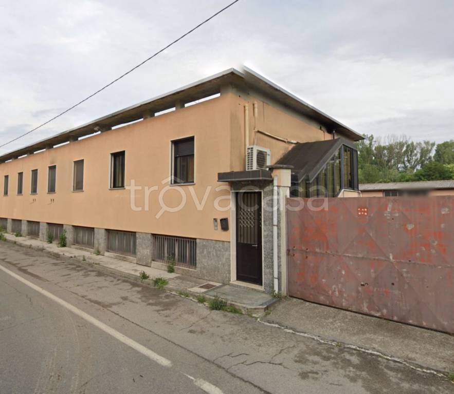 appartamento in vendita a Milano in zona Gratosoglio