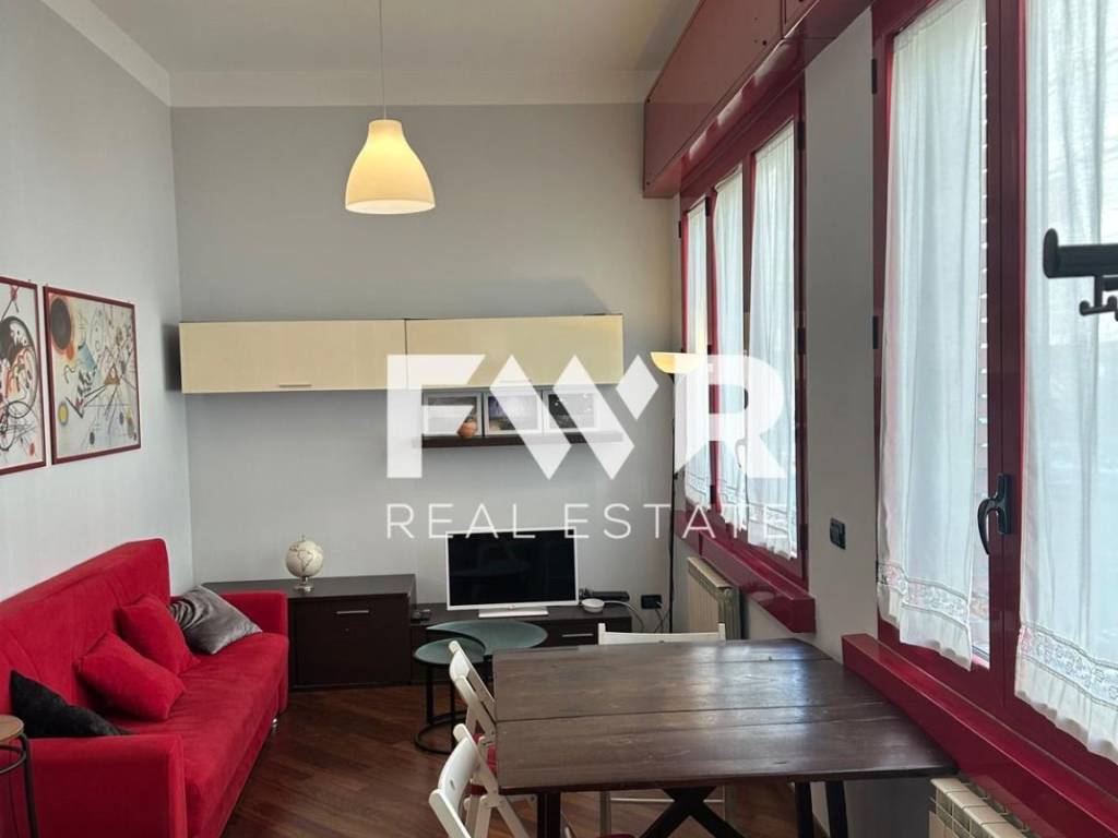 appartamento in vendita a Milano in zona Maggiolina