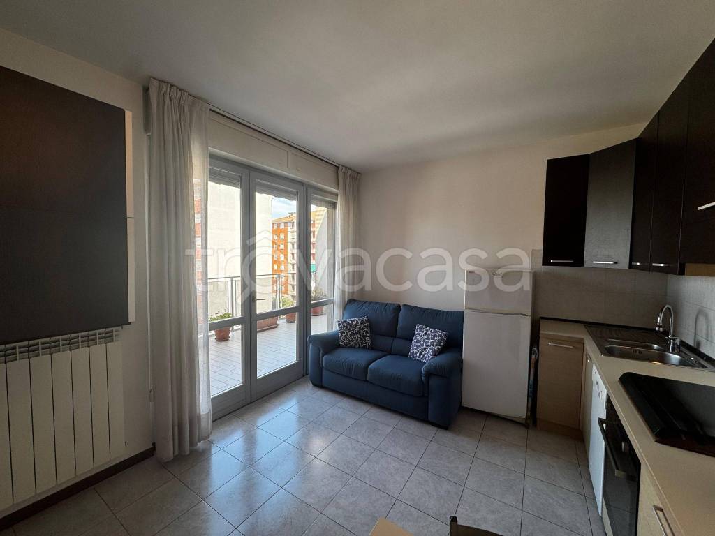 appartamento in vendita a Milano in zona Barona