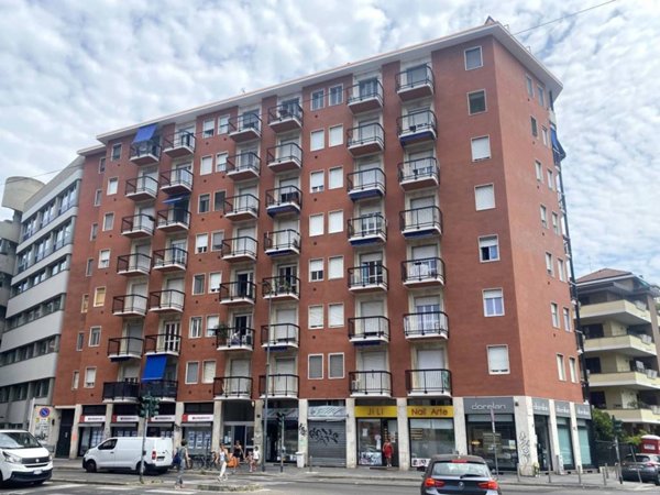 appartamento in vendita a Milano in zona San Cristoforo