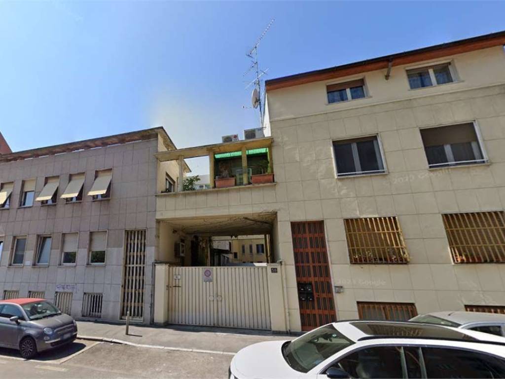 appartamento in vendita a Milano in zona Affori