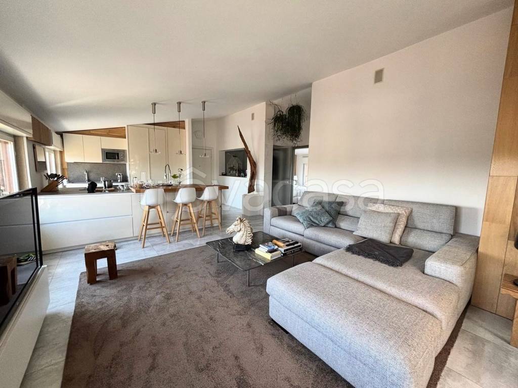 appartamento in vendita a Milano in zona Gorla
