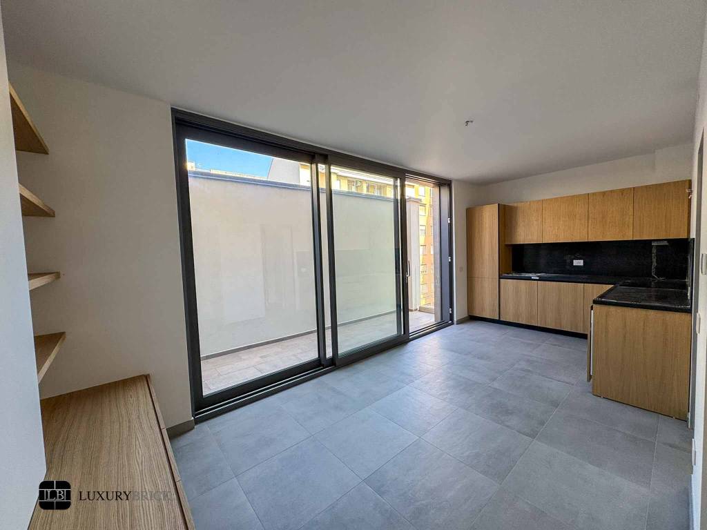 appartamento in vendita a Milano in zona Centro Direzionale