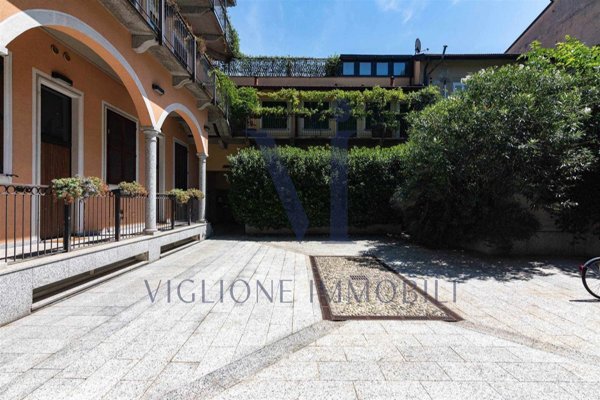 appartamento in vendita a Milano in zona Bocconi