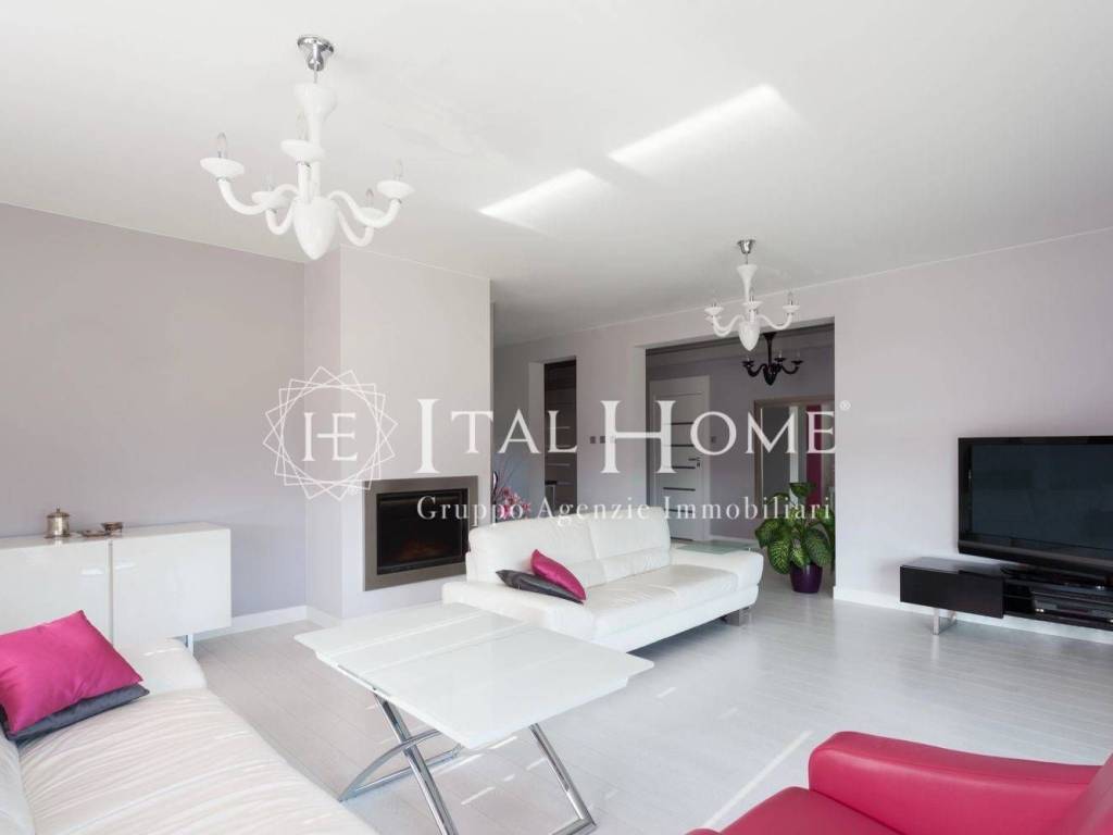 appartamento in vendita a Milano in zona Maggiolina