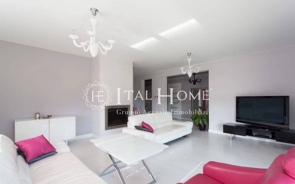 appartamento in vendita a Milano in zona Maggiolina