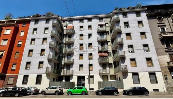 appartamento in vendita a Milano in zona Ponte Seveso