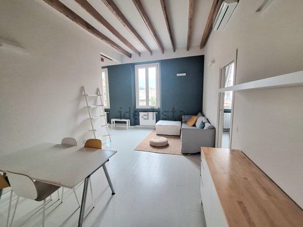 appartamento in vendita a Milano in zona Dergano