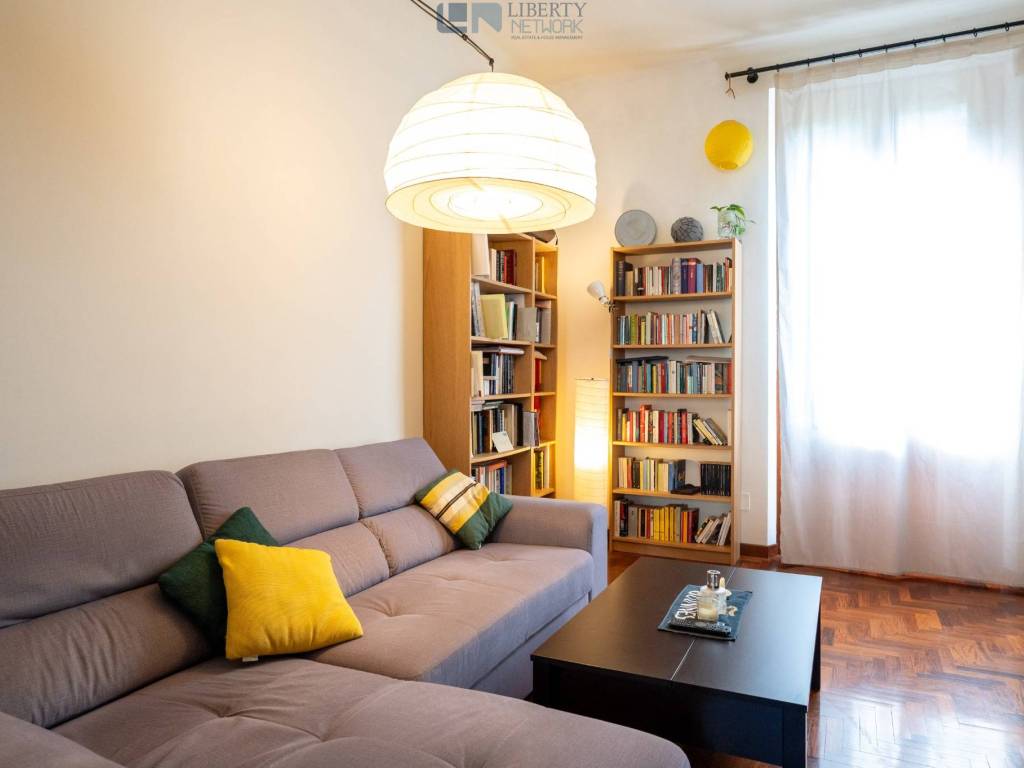 appartamento in vendita a Milano in zona Isola