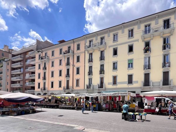 appartamento in vendita a Milano in zona Il Portello