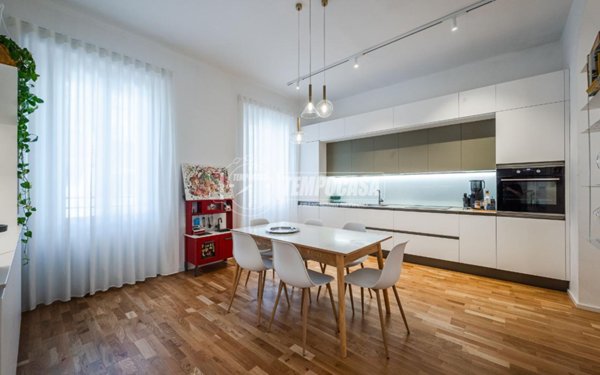 appartamento in vendita a Milano in zona Vigentino