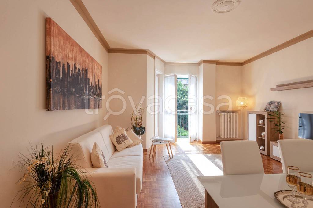 appartamento in vendita a Milano