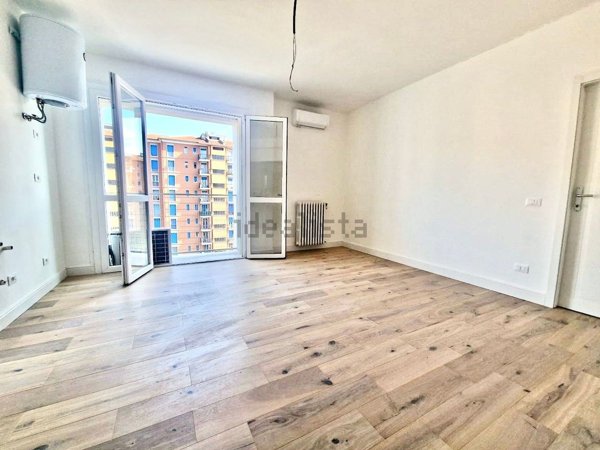appartamento in vendita a Milano in zona Ronchetto sul Naviglio
