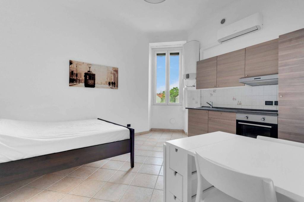 appartamento in vendita a Milano in zona Famagosta