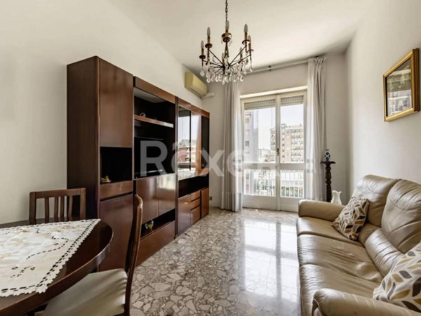 appartamento in vendita a Milano in zona Famagosta