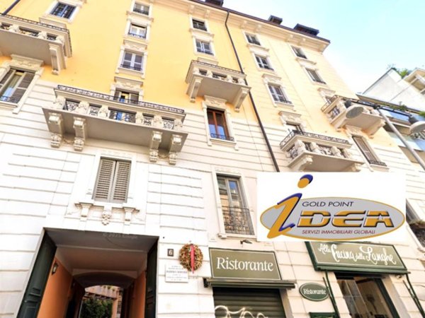 appartamento in vendita a Milano in zona Porta Nuova