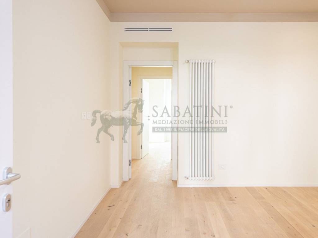 appartamento in vendita a Milano in zona Porta Nuova