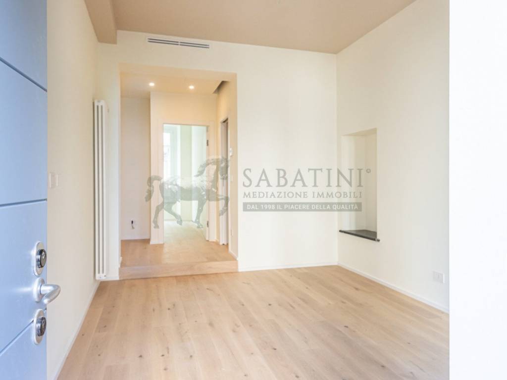 appartamento in vendita a Milano in zona Porta Nuova