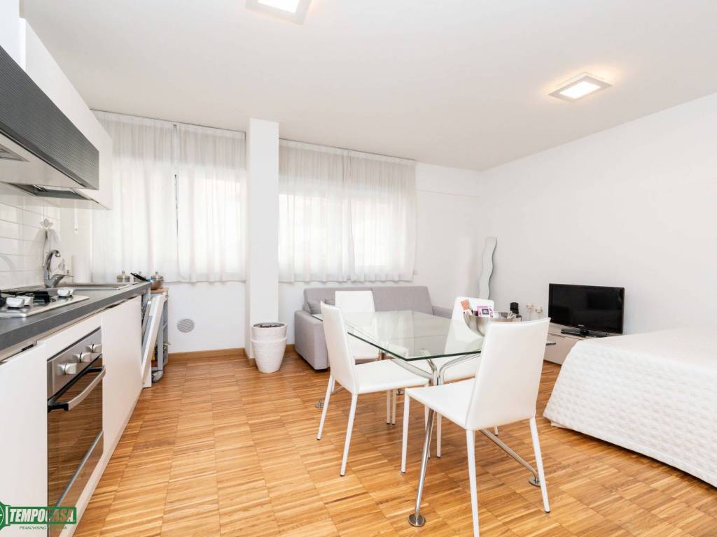 appartamento in vendita a Milano in zona Città Studi
