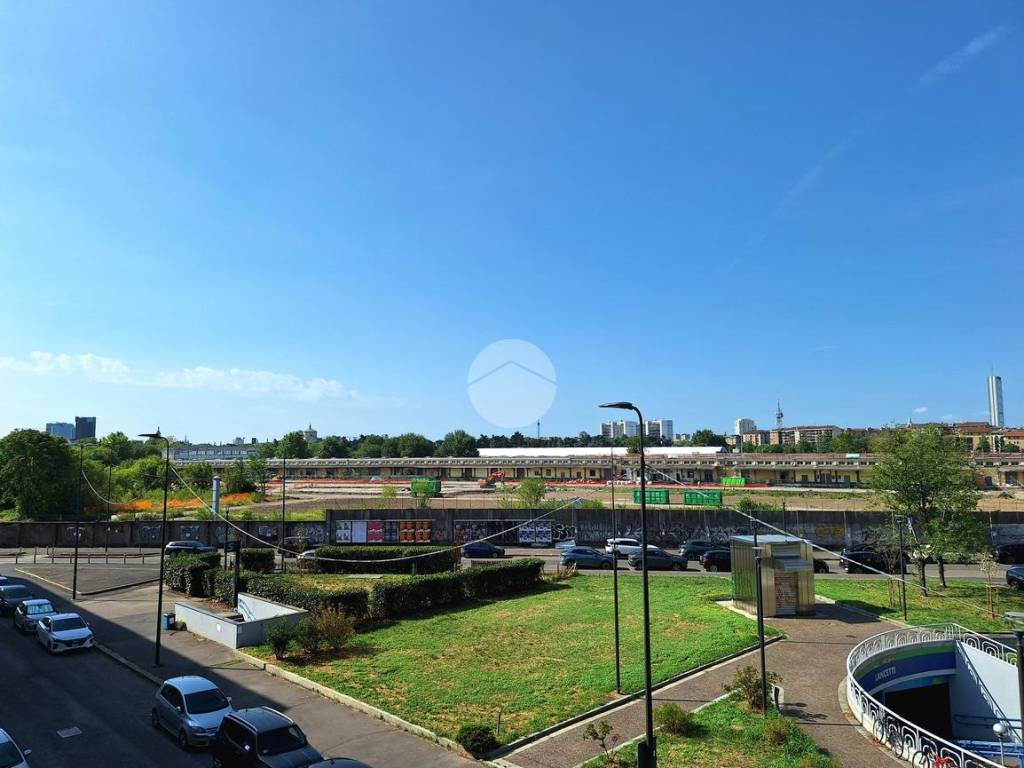 appartamento in vendita a Milano in zona Isola