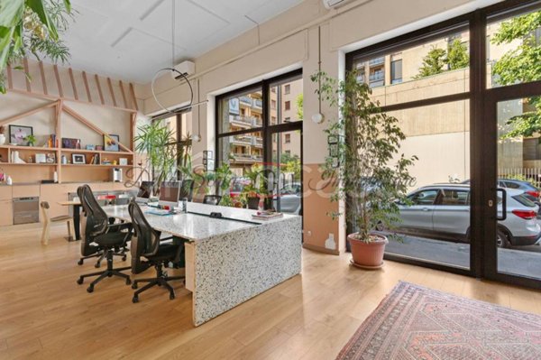appartamento in vendita a Milano in zona Isola