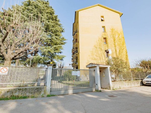 casa indipendente in vendita a Milano in zona Affori