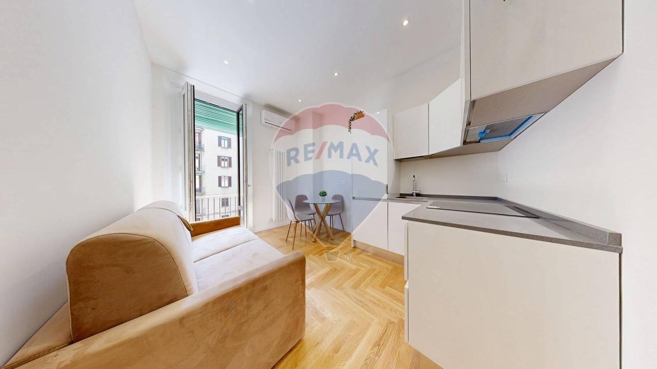 appartamento in vendita a Milano in zona Isola