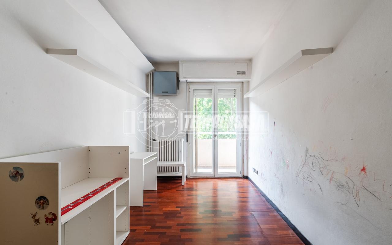 appartamento in vendita a Milano in zona Morivione