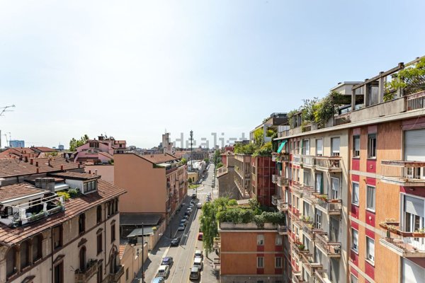 appartamento in vendita a Milano in zona Sempione
