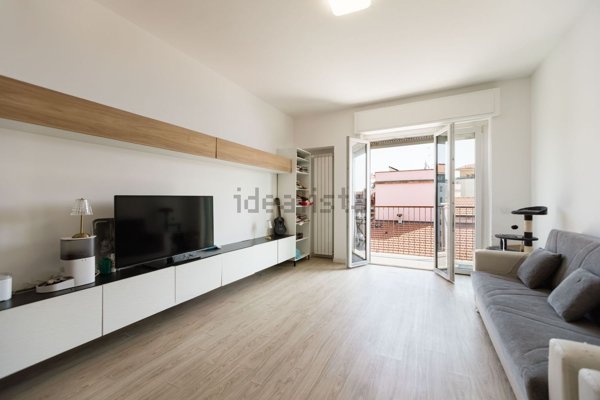 appartamento in vendita a Milano in zona Sempione