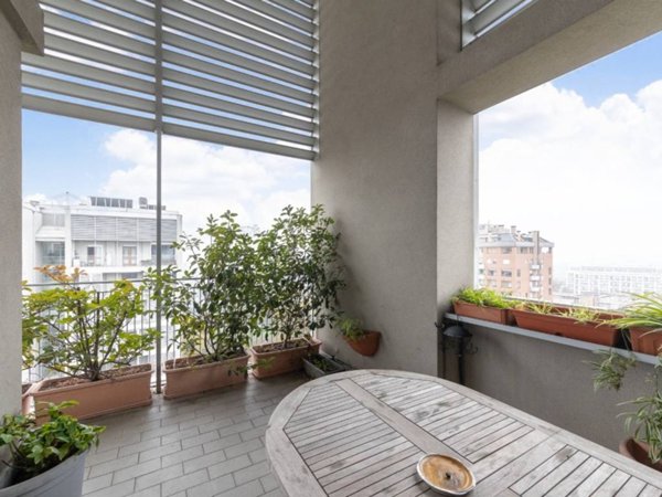 appartamento in vendita a Milano in zona Vigentino