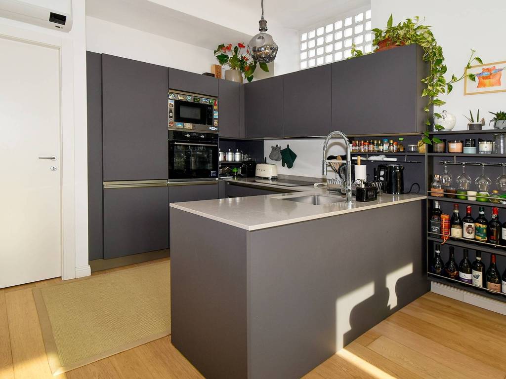 appartamento in vendita a Milano in zona Solari