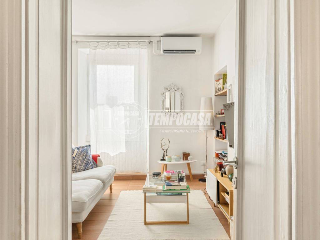 appartamento in vendita a Milano in zona XXII Marzo