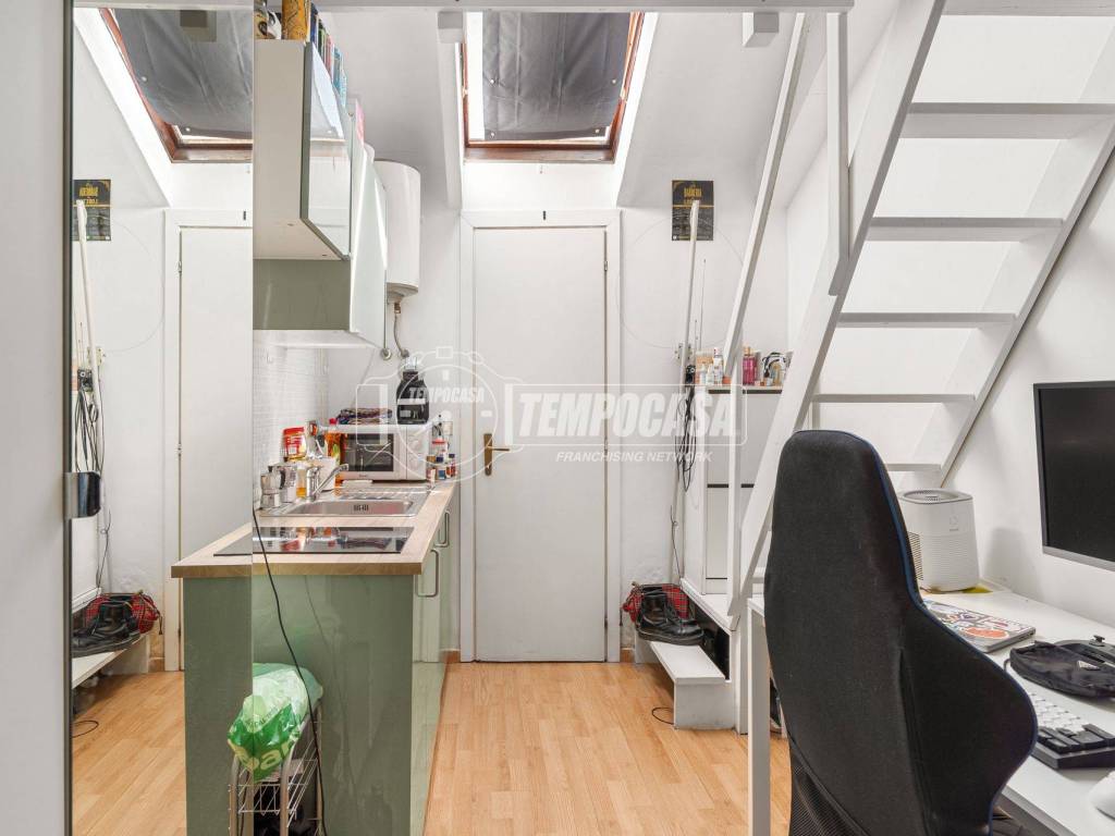 appartamento in vendita a Milano in zona Città Studi
