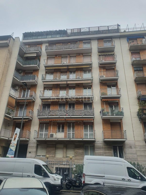appartamento in vendita a Milano in zona Porta Vittoria
