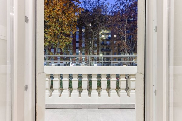 appartamento in vendita a Milano in zona Porta Genova