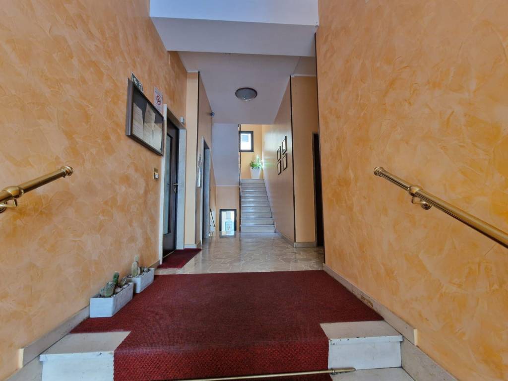appartamento in vendita a Milano in zona Porta Genova