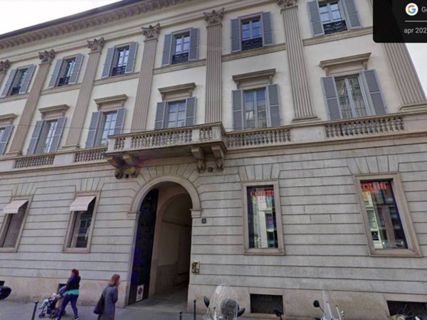 appartamento in vendita a Milano in zona Cagnola