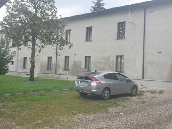 casa indipendente in vendita a Milano in zona Chiesa Rossa
