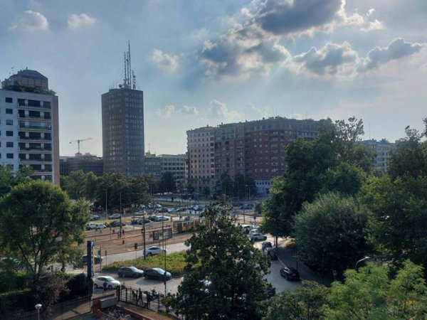 appartamento in vendita a Milano in zona Centro Direzionale