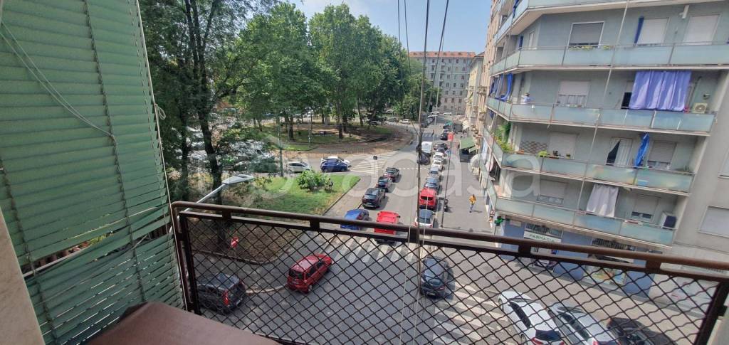appartamento in vendita a Milano in zona Bovisa