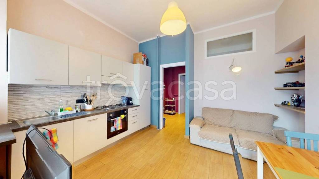 appartamento in vendita a Milano in zona Corvetto